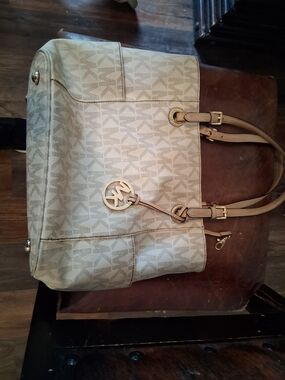 Michael Kors Beige Signature Tote Bag